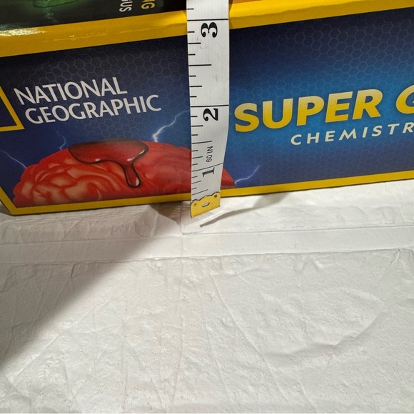 New National Geographic Super Gross Chemistry Set, STEM - Picture 9 of 11